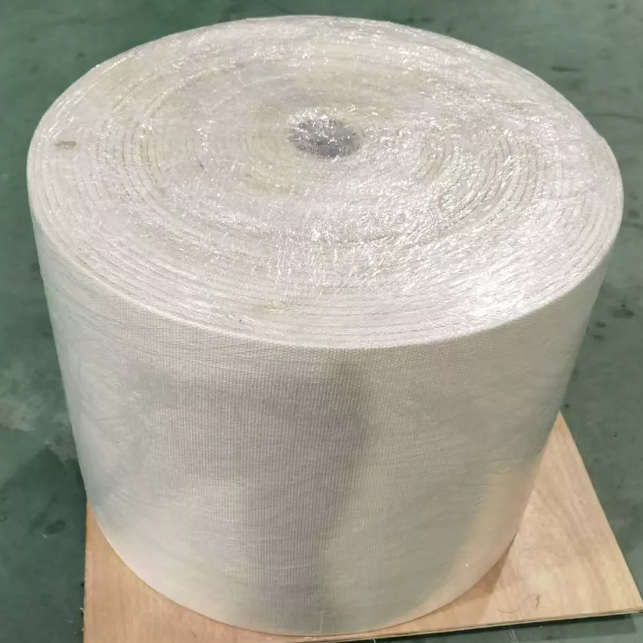 Cintur&oacute;n transportador de algod&oacute;n blanco