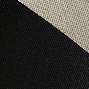 Caldo caliente y cediendo de agua